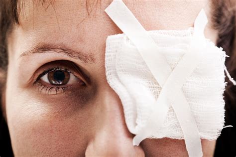 First Aid For Eye Injuries Safetynow Ilt