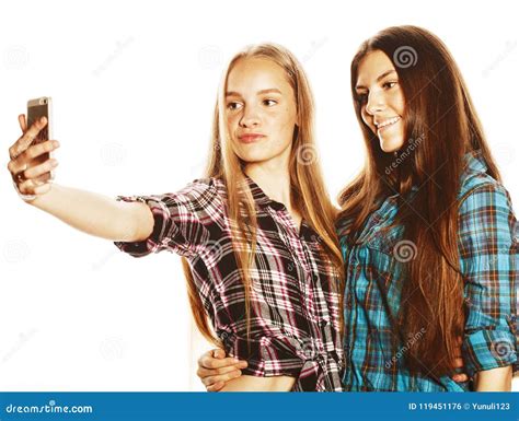 adolescentes mignonnes faisant le selfie d isolement photo stock image du téléphone femelle