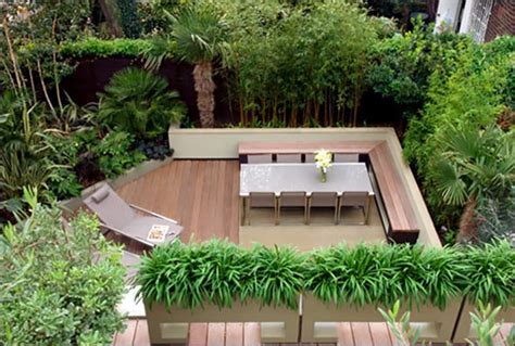 Unlike gable roofs, hip roofs slope downwards on all four sides of the house. Modern Zen Roof Terrace Garden by Amir Schlezinger ...