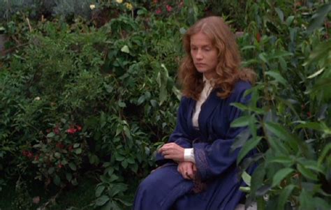 Madame bovary is a 1991 french drama film directed by claude chabrol and based on the 1857 novel madame bovary by french author gustave flaubert. Madame Bovary - Isabelle Huppert | Dresses with sleeves ...