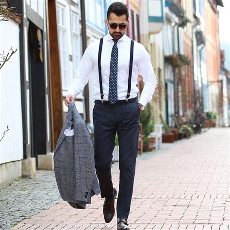 45 Sharp Ways To Style Black Khaki Pants Embracing Modern Trends