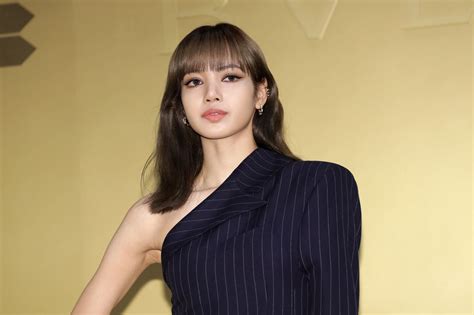 Blackpinks Lisa 4 Facts You May Not Know About The K Pop Superstar