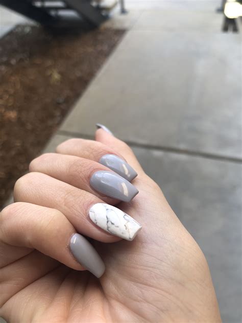 Grey acrylic nails w/ marble ? | Acrylic nails coffin grey, Acrylic nail tips, Acrylic nail designs