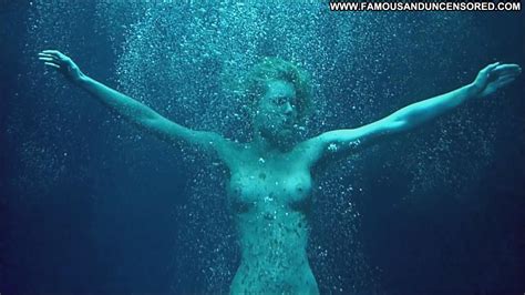 Femme Fatale Rebecca Romijn Nude Bush Breasts Underwater Celebrity