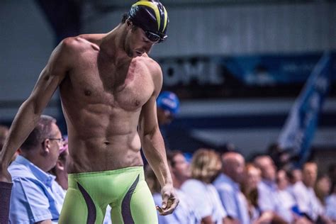9 signs you have a swimmer s body