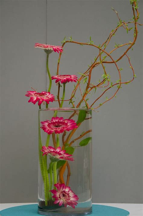 How To Make Your Own Underwater Flower Arrangements Artofit