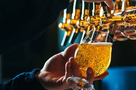 Why Does Draft Beer Taste Better Sc Beverage Blog