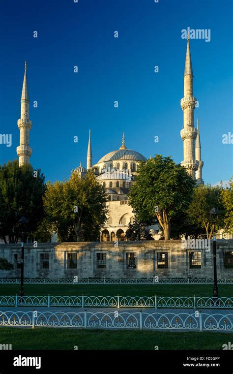 Blue Mosque At Sunrise Istanbul Turkey The Biggest Mosque In