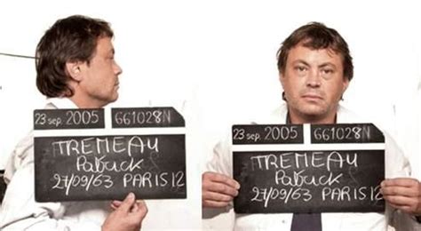 Check spelling or type a new query. Les victimes du violeur récidiviste accusent