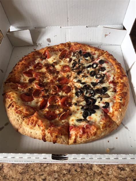 Vocelli Pizza Order Food Online 10 Photos And 20 Reviews Pizza