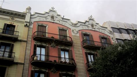 Simple Science: How to Make a Volcano with Kids