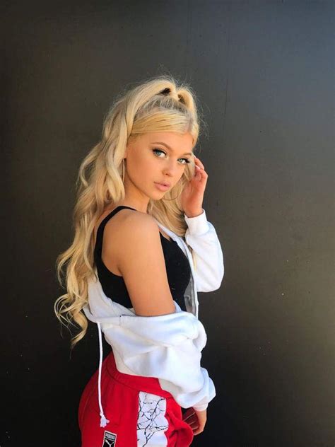 Loren Gray Is Looking Sexy As Hell With Big Boobs