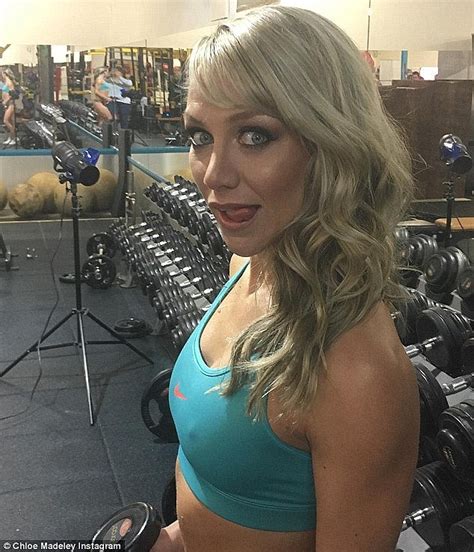 Chloe Madeley Shows Off Toned Abs In Crop Top As She Instagrams Post Workout Selfies Daily
