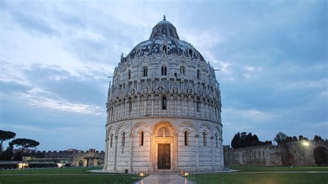 Baptistery Of San Giovanni A Beautiful Building In Pisa