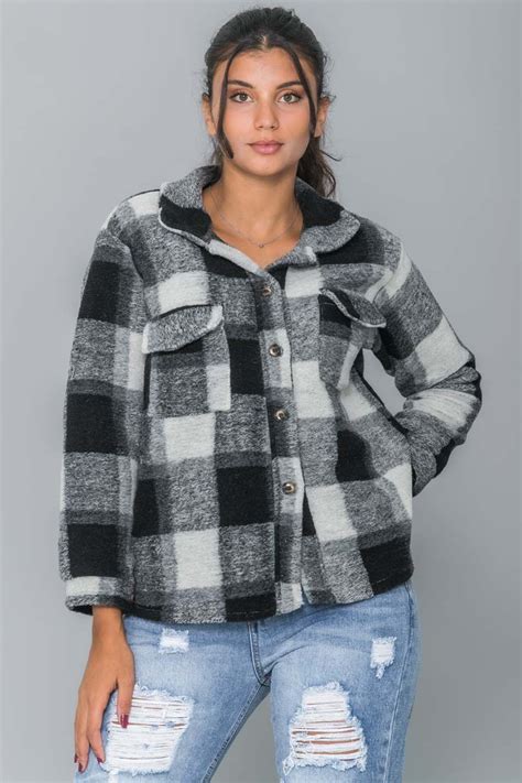 Chemise en tissu de viscose souple à carreaux. Chemise à carreaux noir - Cinelle Paris, mode femme tendance