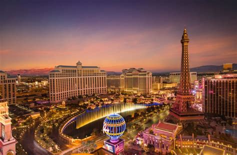 5 Beautiful Las Vegas Hotels Not On The Strip Travel Noire