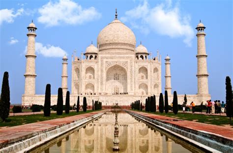 The Taj Mahal And Reflecting Pool Editorial Photo Image Of Trip