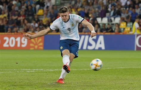 165 likes · 3 talking about this. Striker who nearly made £11m Everton move last summer now ...