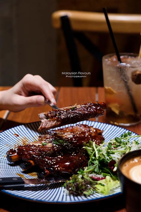 Located along jalan sin chew kee, one street behind vcr cafe kl, expect 8haus to become a favourite spot for cafe hoppers very soon, thanks to their instagrammable space. 8haus, Jalan Sin Chew Kee KL: Instagrammable Restaurant ...