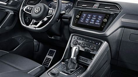 VW Tiguan Allspace 2020 fotos preços e itens de série