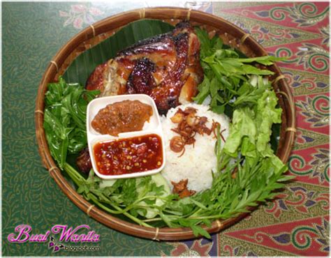 Harga pun berganda murah berbanding di kota kinabalu. 10 Makanan Sedap Sarawak Mesti Cuba Beli & Rasa - Buat Wanita