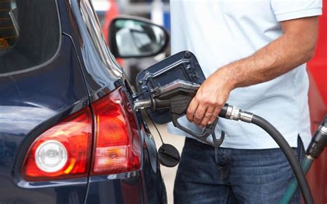 How To Pump Gas Properly Steps For Success Autowise