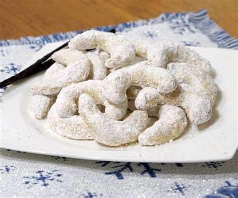Cultureatz.com.visit this site for details: Vanillekipferl (Austrian Vanilla Crescent Cookies ...