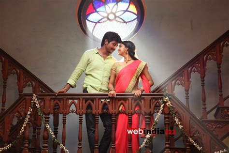 Rajini Murugan Tamil Movie Trailer Review Stills