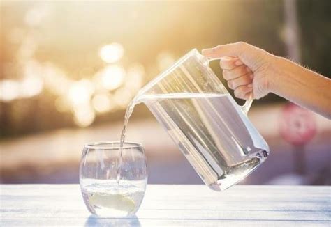 Manfaat Minum Air Hangat Di Pagi Hari Arsip Info