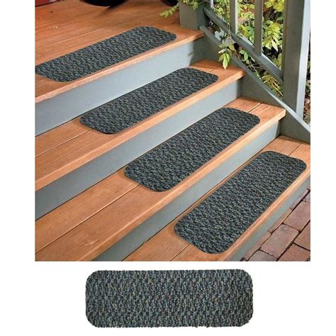 The stair treads only the best for your home: 15 Ideas of Grey Carpet Stair Treads | Stair Tread Rugs Ideas