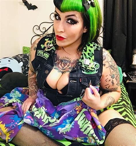 Darla Rae Deadly Darlaraedeadly Fotos E V Deos Do Instagram Style Psychobilly Punk