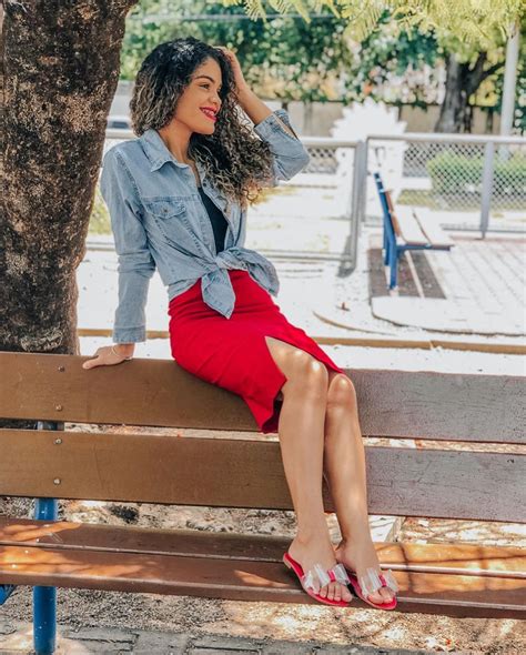 Jhio Araújo Moda Cristã 🤍 On Instagram “dois Looks Com Essa Rasteira De Vinil Linda Da