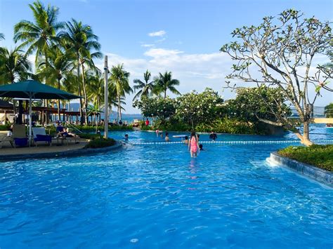 Amazing package deals available at this beachside resort. Stay at Shangri-la's Tanjung Aru Resort in Kota Kinabalu ...