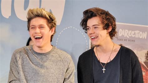 Niall Horan Posts Video Of Harry Styles Running In Tiny