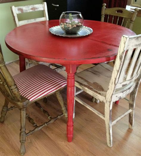 This dining set includes a table, four side chairs and bench. Distressed Round Country Kitchen Table. | Country kitchen ...