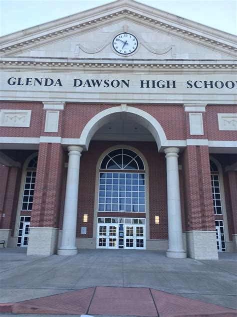 Glenda Dawson High School Middle Schools And High Schools 2050 Cullen