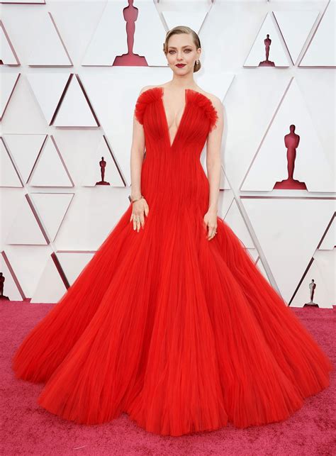 See All The Winners And The Best Dressed Stars At The 2021 Oscars