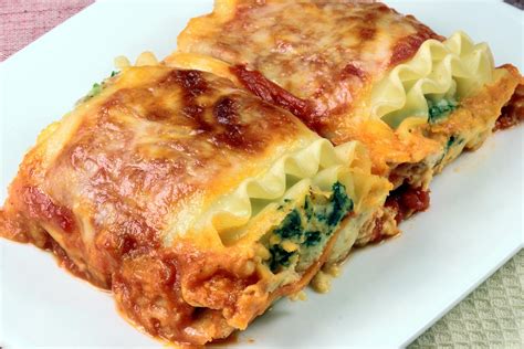 Easy Lasagna Rolls Recipe How To Make Savory Spinach Lasagna Roll Ups