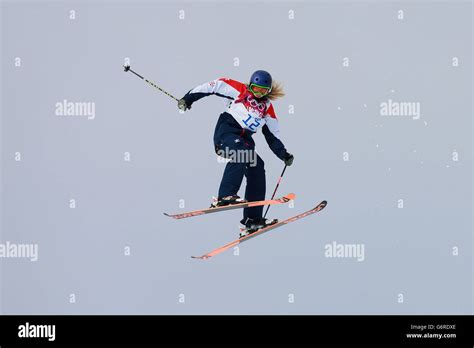 Great Britains Katie Summerhayes In The Ladies Ski Slopestyle