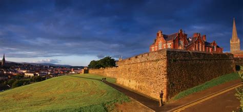 Derrylondonderry Cosa Fare Cosa Vedere E Dove Dormire Irlandandoit