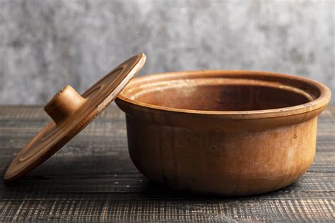 Clay Pot Cooking Tips Give Recipe