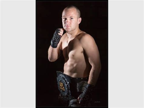 De Beer Takes On Congo Fighter In Cape Town Zululand Observer