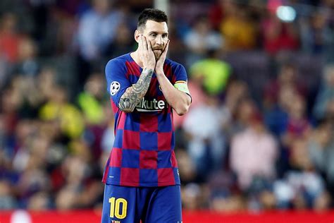 Hit like and subscribe : La encendida desmentida de Messi | TNT Sports