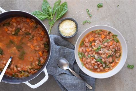 Beat recipe cranberry beans : Cranberry Bean (aka Borlotti Bean) Soup Recipe | Recipe ...