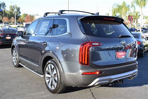 Both systems respond promptly to inputs, and they offer a simple menu structure with crisp. New 2021 Kia Telluride EX 4D Sport Utility in Santa ...