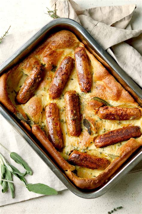Coat the bottom and sides of an 8x12 or 9x9 ceramic or metal casserole dish with vegetable oil. Toad In The Hole James Martin Recipe