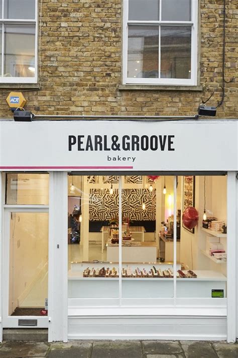 A fully gluten free and vegan bakery on brick lane, in east london. Gluten free bakeries in London - Vivere Senza Glutine