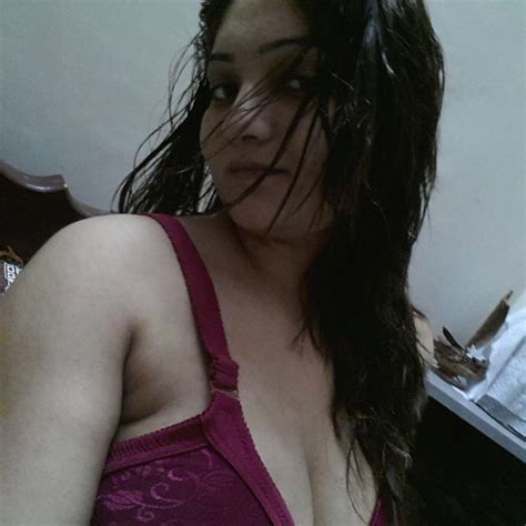 Busty Patna Patna Lady Nude Pics Desi New Pics Hd Sd DropMMS