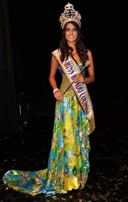 ifies monica andrea restrepo miss mundo bogota was crowned miss mundo colombia 2011 miss