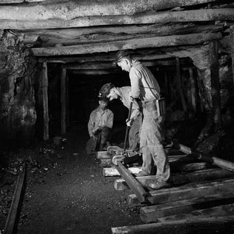 The Dangerous Lives Of Pennsylvania Coal Miners Captured In Rare Photographs 1942 Rare